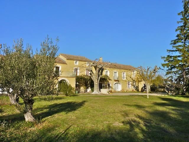 Un Mas a vendre proche l’isle sur la Sorgue