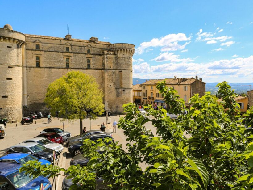 Emplacement Numéro 1 en Plein Cœur de Gordes